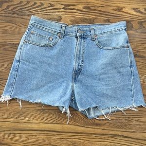 Levi’s cutoff shorts